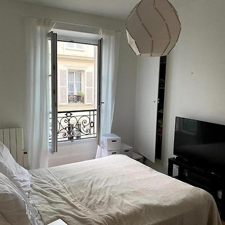 Modern Appartement W/ Tour Eiffel View In The 7Th Paryż Zewnętrze zdjęcie