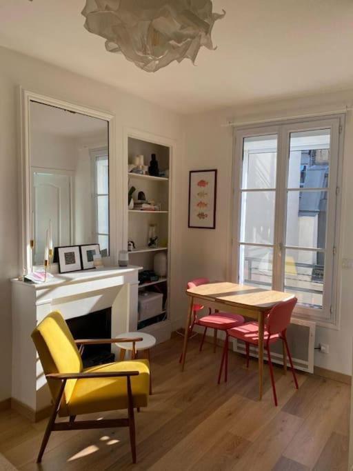 Modern Appartement W/ Tour Eiffel View In The 7Th Paryż Zewnętrze zdjęcie